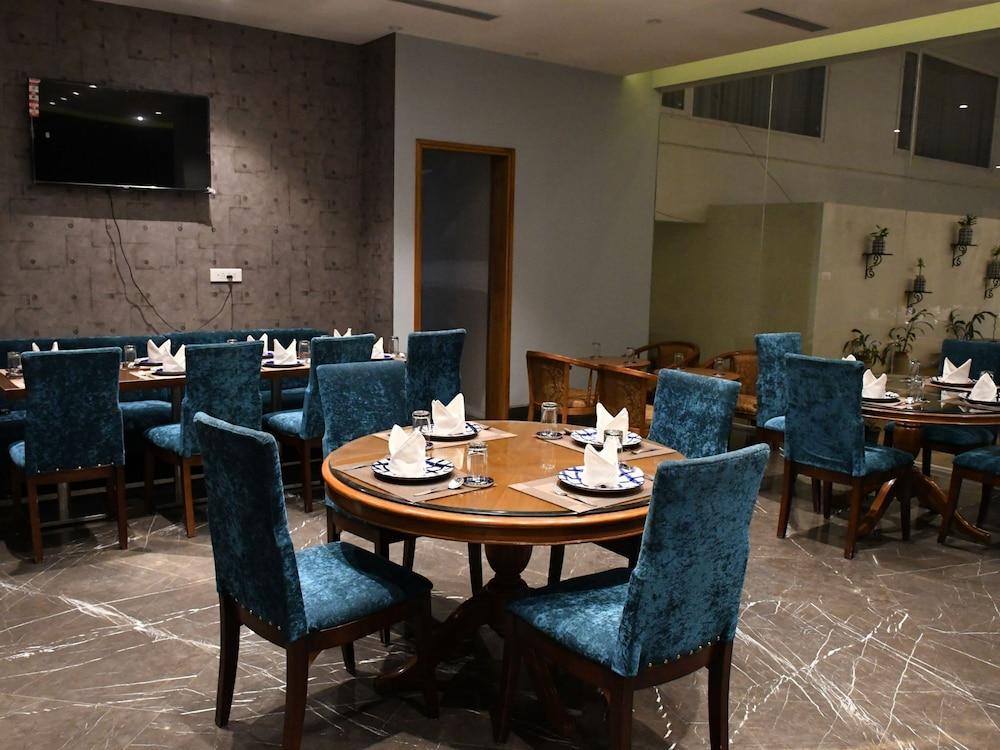 Amarpreet, Chhatrapati Sambhajinagar - Am Hotel Kollection Aurangabad  Exterior photo