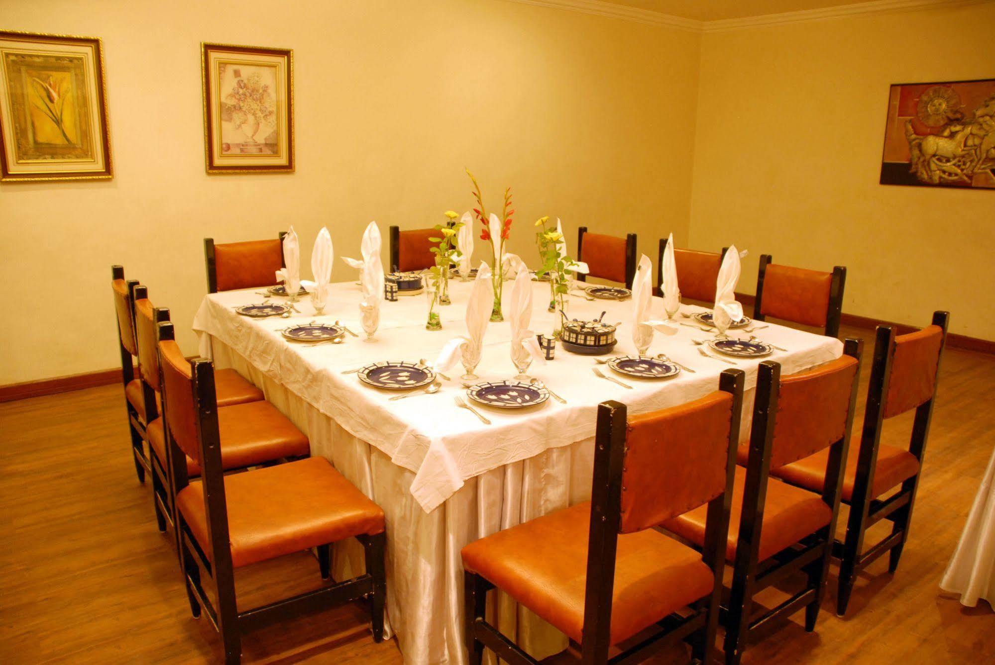 Amarpreet, Chhatrapati Sambhajinagar - Am Hotel Kollection Aurangabad  Exterior photo